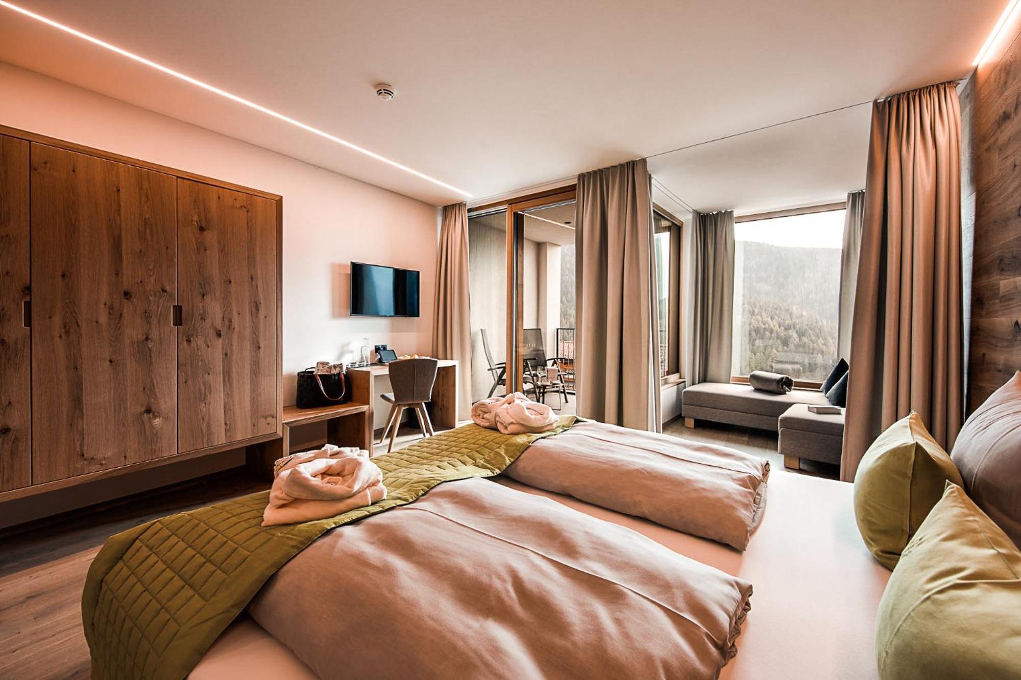 Panoramic Lotsch 4*
